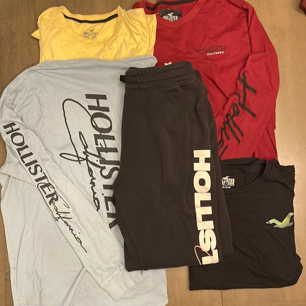 Hollister clothing bundle size men’s small